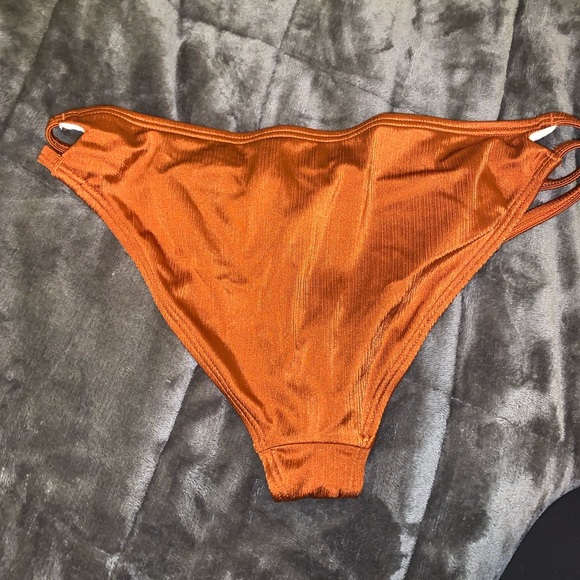 urban outfitters bikini bottom - Picture 2 of 5
